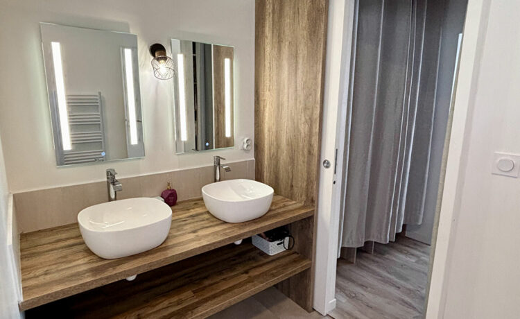 Maison Escource 3 pièce(s) 75 m2