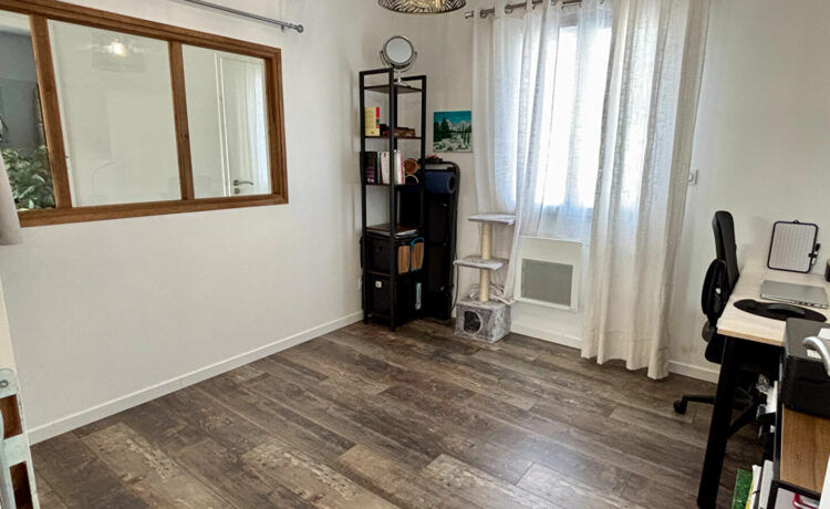 Maison Escource 3 pièce(s) 75 m2