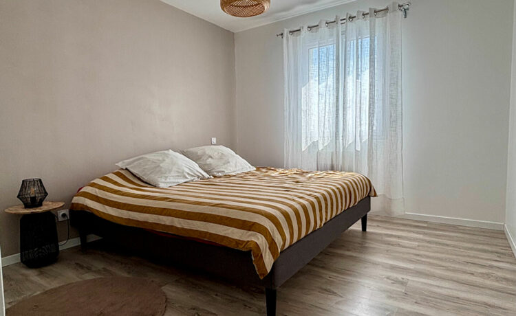 Maison Escource 3 pièce(s) 75 m2