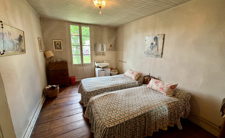 Grande maison de caractère à rénover 246 m² + dépendance