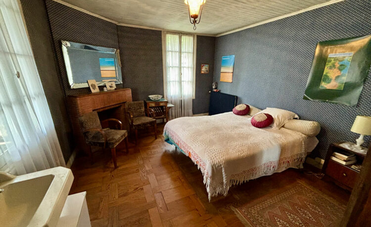 Grande maison de caractère à rénover 246 m² + dépendance