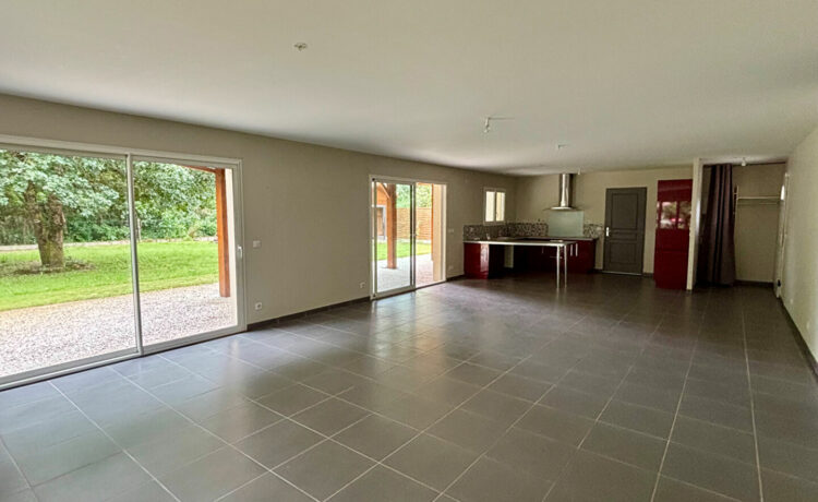 Maison Commensacq 6 pièce(s) 160 m2