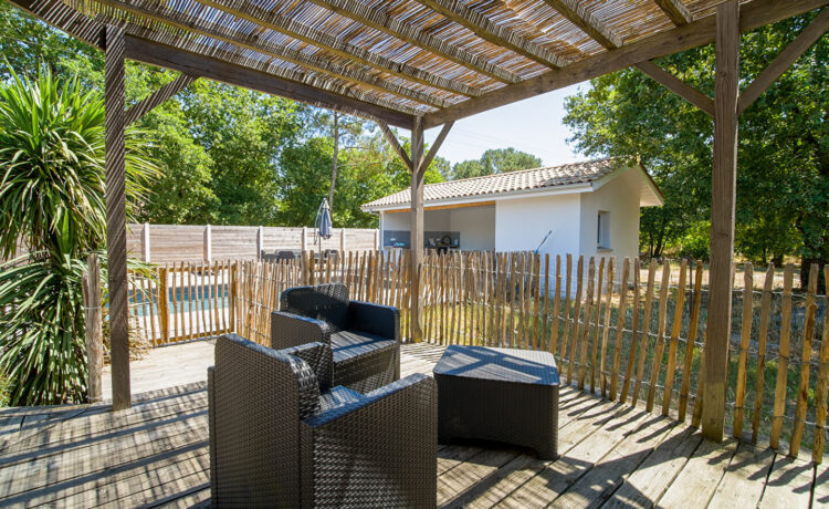 Maison familiale 4 chambres + piscine . Quartier calme à Pissos 3