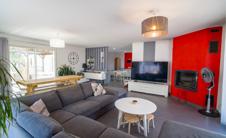 Maison familiale 4 chambres + piscine . Quartier calme à Pissos 4