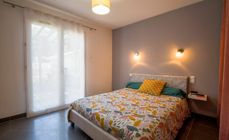 Maison familiale 4 chambres + piscine . Quartier calme à Pissos